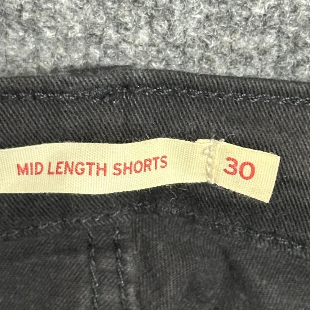 Levi's Shorts Womens Size 30 Black Mid Length Denim Cuffed Stretch Casual